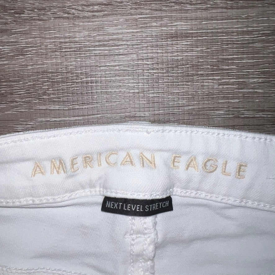 American Eagle Women's High V-Rise Shortie White Denim Shorts Size 00 Casual