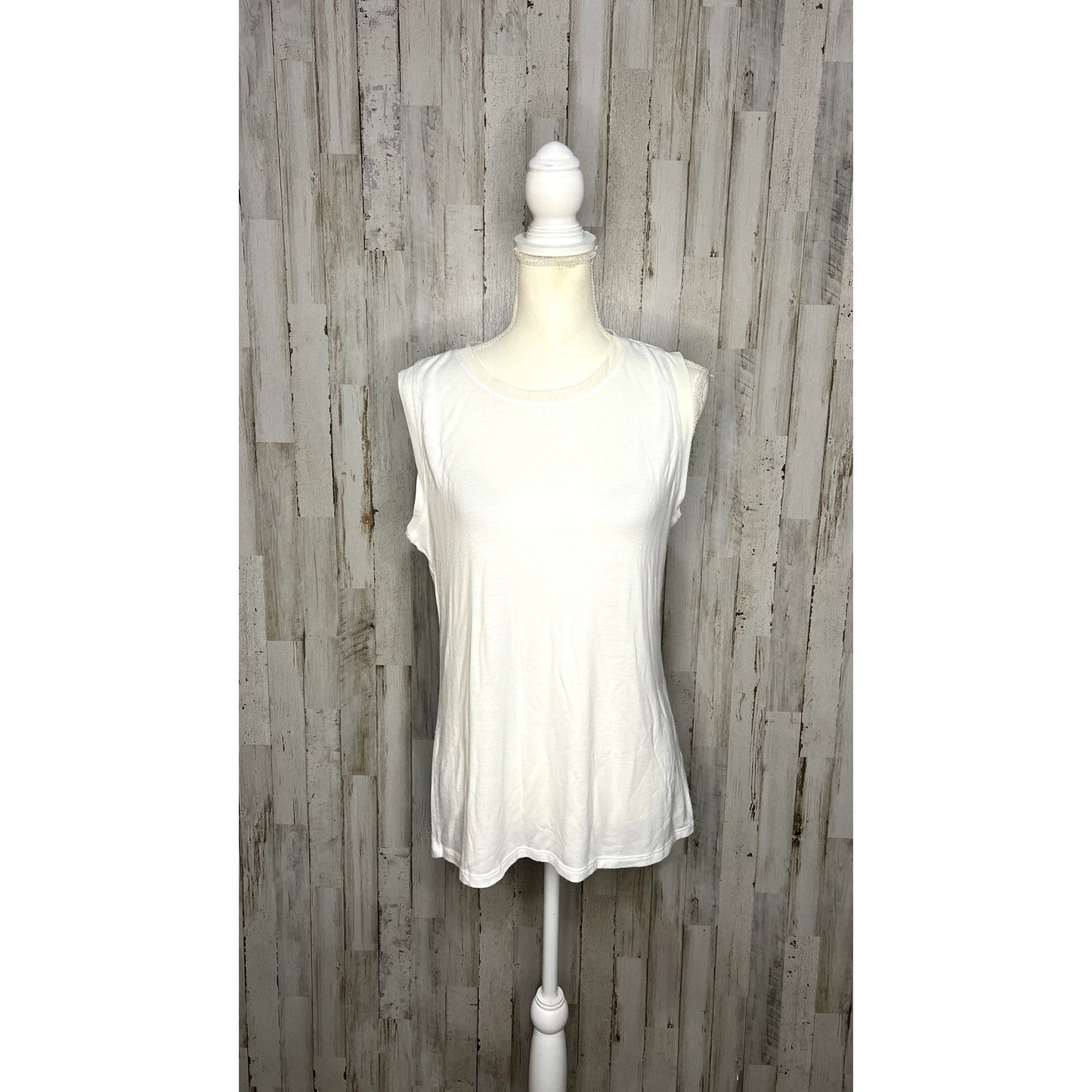 Athleta Women's White Sleeveless Crew Neck Tank Top Size Large Casual Summer