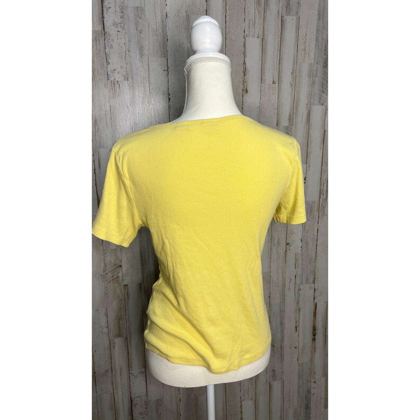 Levi's Women's Size Large Perfect Tee Lemon Yellow Short Sleeve Crewneck Shirt