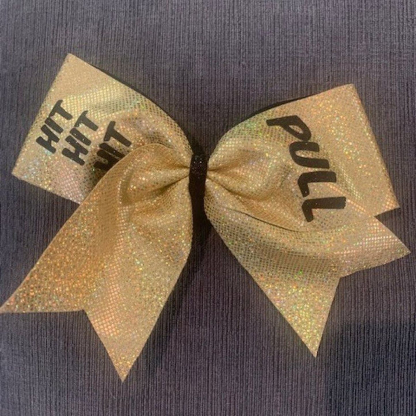 HIT HIT HIT PULL gold big hair bow