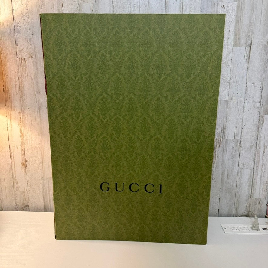 Gucci Green Damask Presentation Gift Storage Box Hinged Lid 27x19x7 DAMAGED