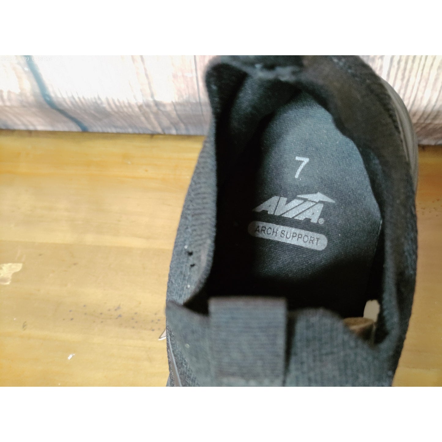 Avia Womens Slip-On Walking Sneakers Black Lightweight 7W