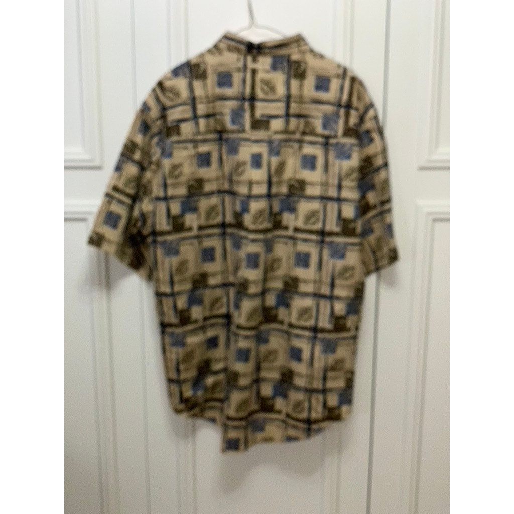 Roundtree & Yorke Men's Large Geometric Short Sleeve Button-Down Shirt