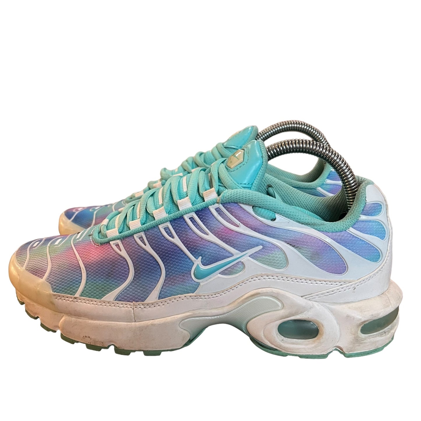 Nike Air Max Plus White & Tie Galaxy Tie Dye Sneaker Youth Size 7 / Women's 8.5