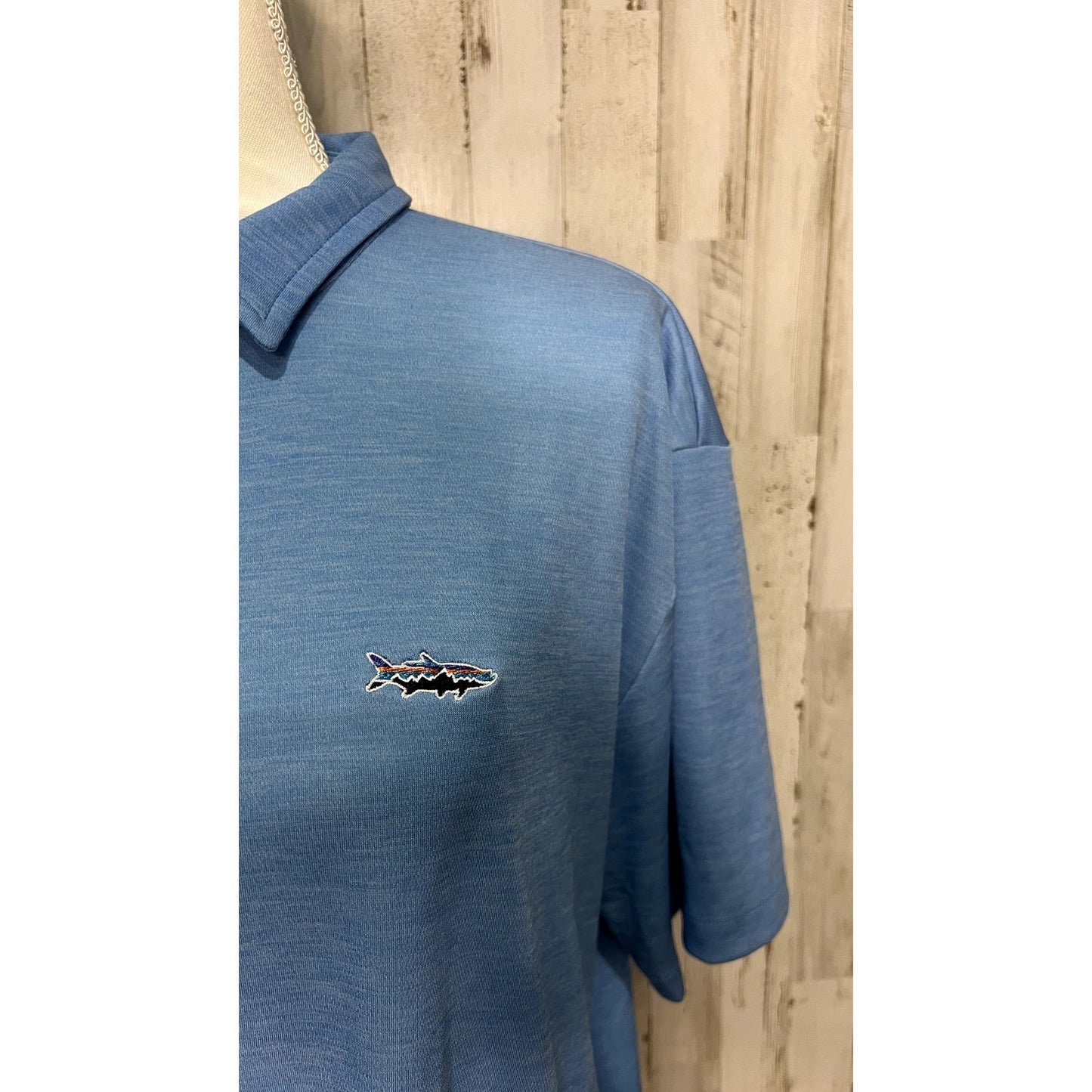 Patagonia Men's Polo Shirt Blue Size Large Golf Casual Collared Top