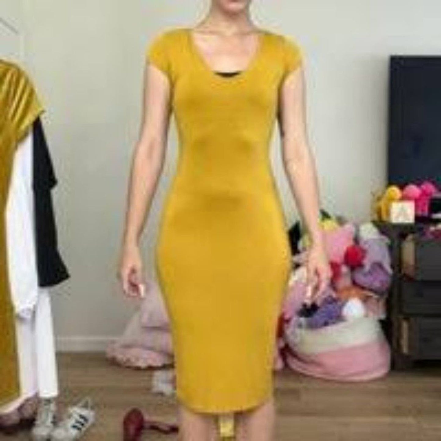 See you Monday Los Angeles Bodycon Cap Sleeve Yellow Midi Dress