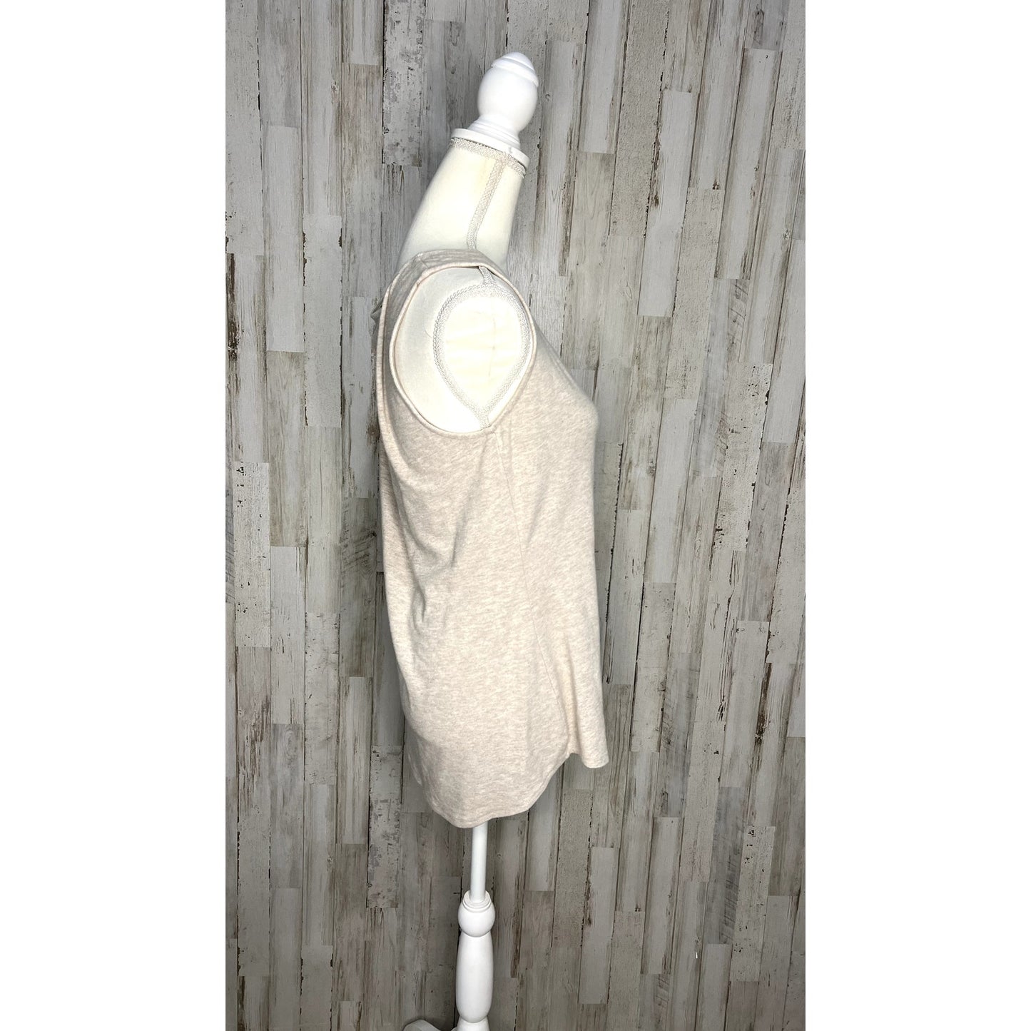 White House Black Market Women's Ivory Cardigan & Tank Set Size Medium