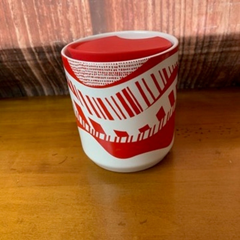 Starbucks Holiday 2021 Candy Cane Stripe Mug w/ Lid 8 oz