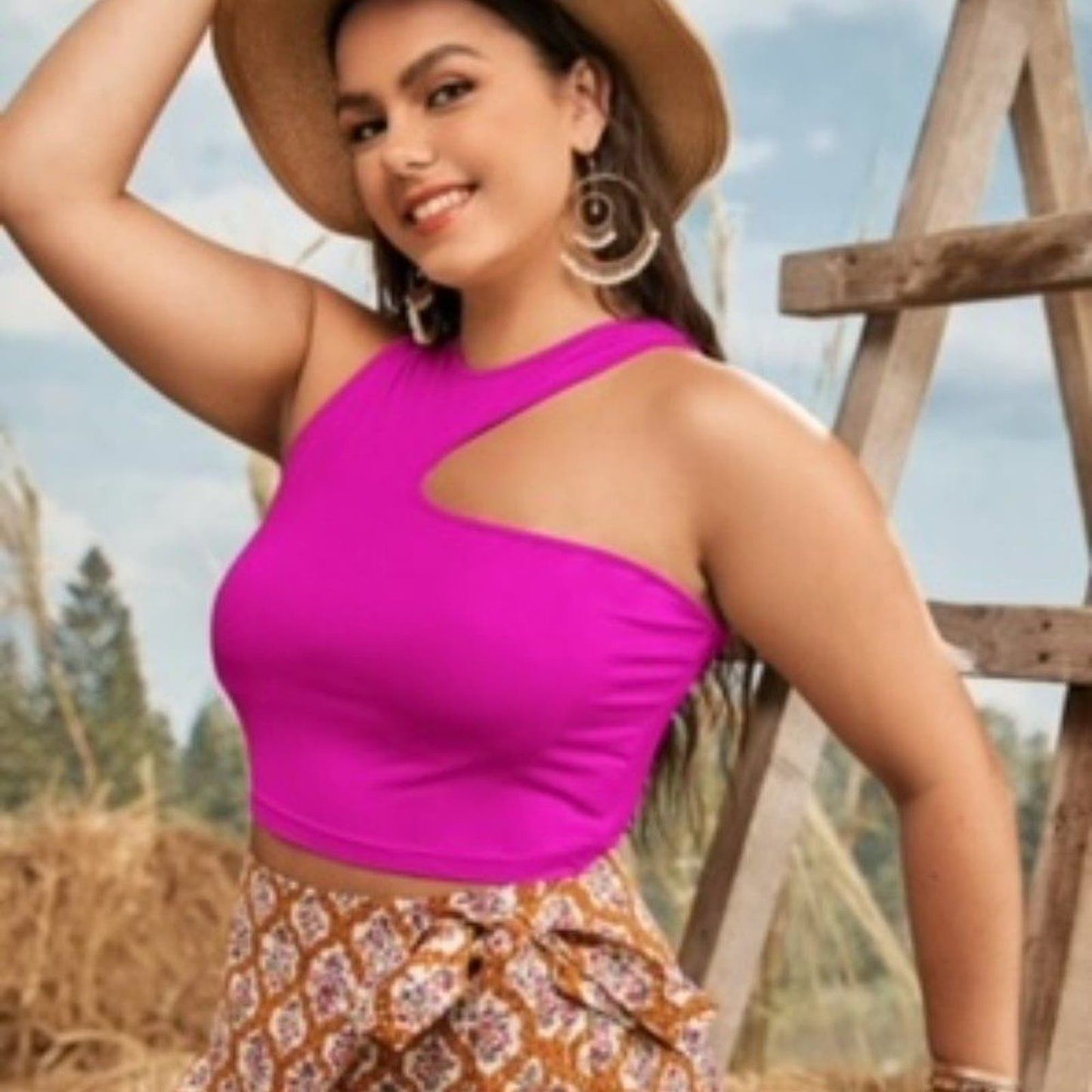 Set of 2 Cutout Shoulder Crop Tops