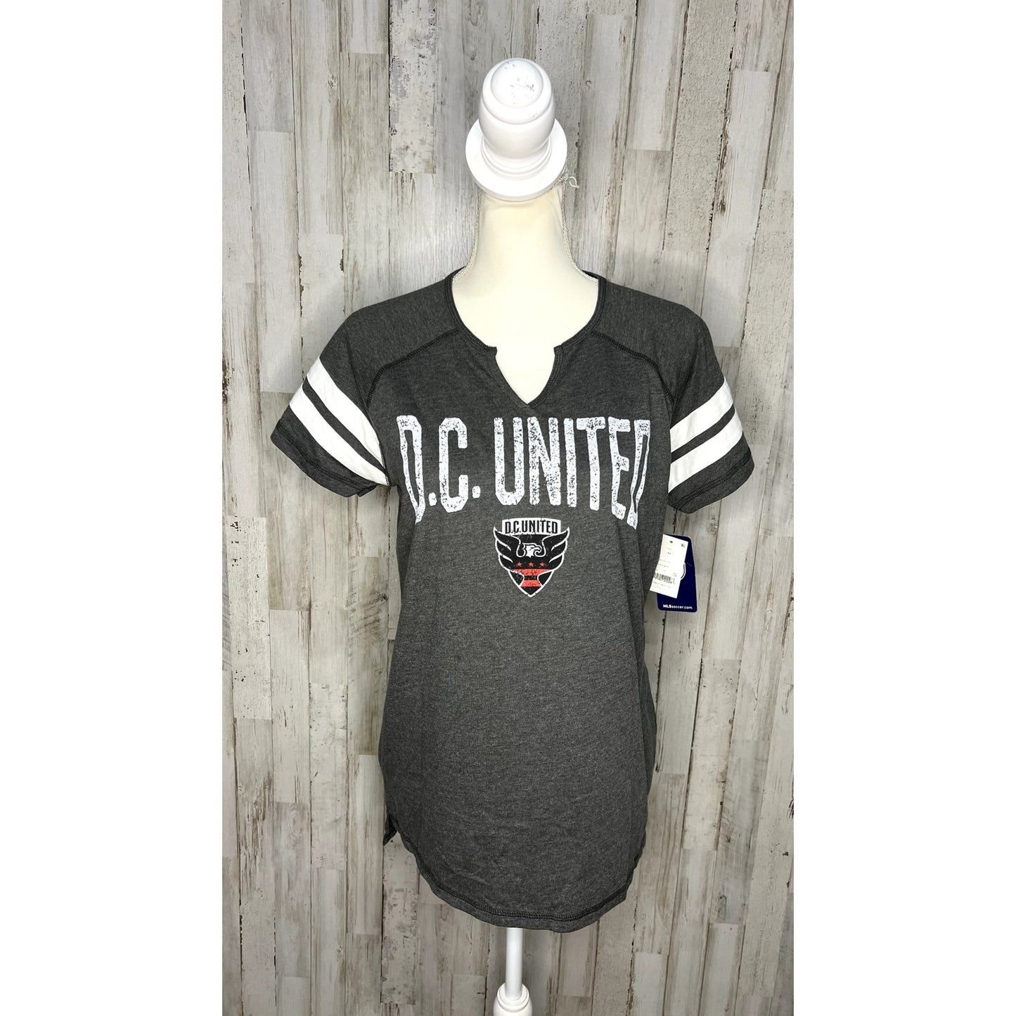 NWT MLS Women's D.C. United V-Neck T-Shirt Gray Size Medium Short Sleeve Casual