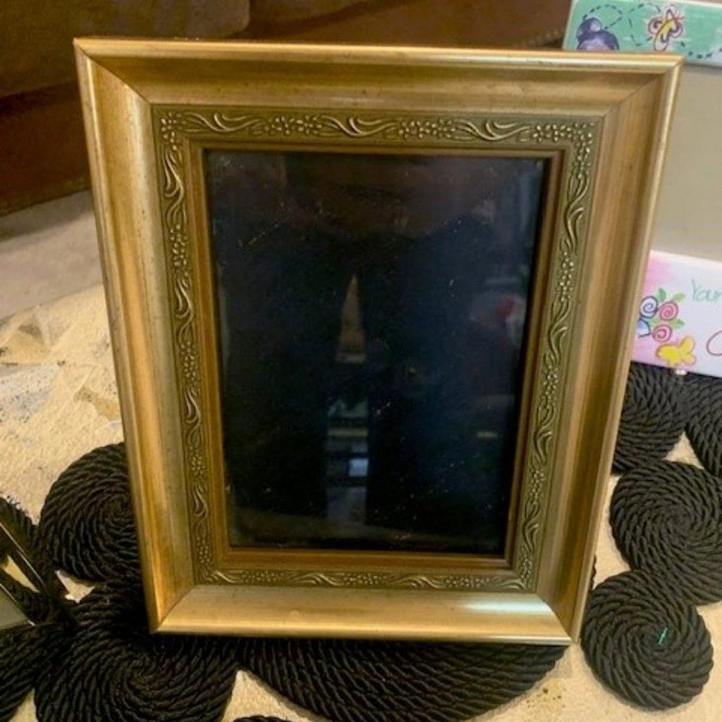 Elegant Set of 4 varied picture frames - timeless charm!
