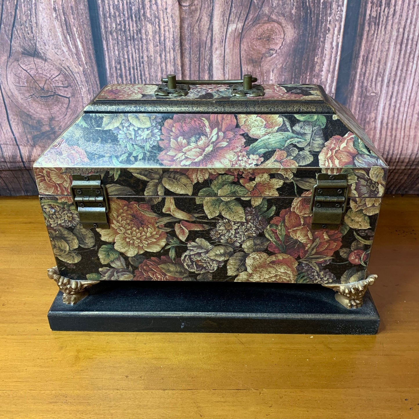 Anister Gifts Inc Vintage Floral Storage Box Hinged Lid