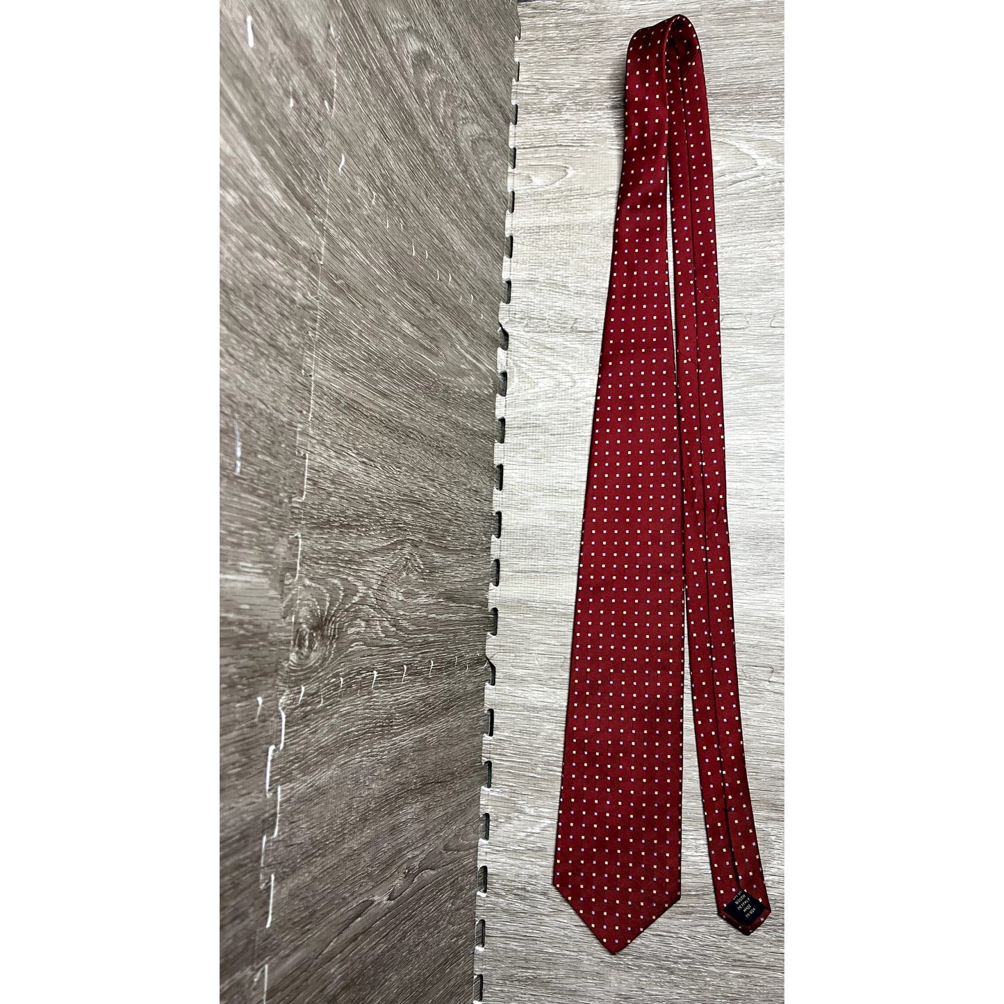 Brooks Brothers Men's Red Geometric Silk Tie Stain Resistant