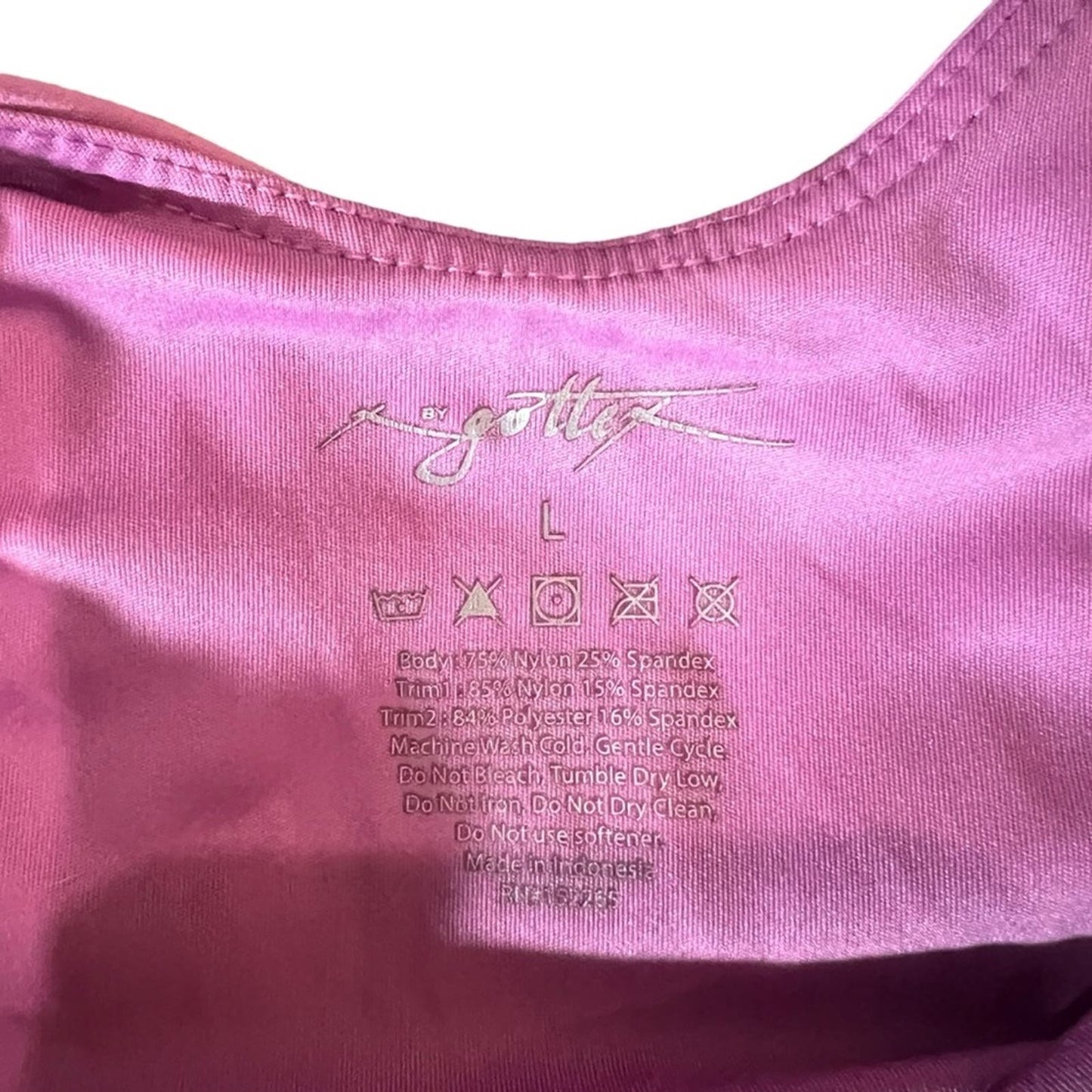 Women's Pink Padded Activewear Crop Top with Built in Bra Size Large