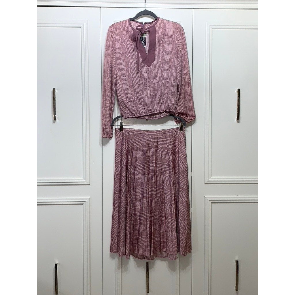 Vintage Carillon Pink Two-Piece Set Women's Size 10 V-Neck Top & Skirt Casual