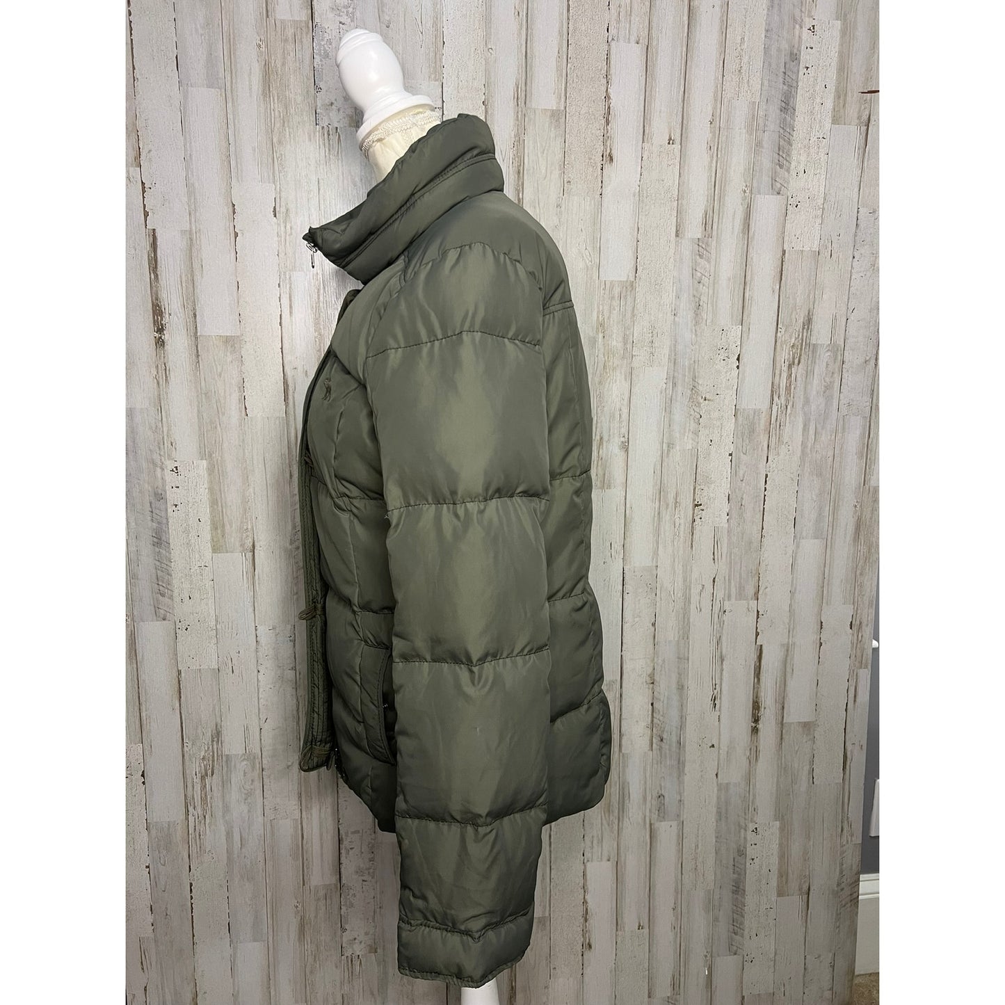 Abercrombie & Fitch Women's Medium Olive Green Puffer Jacket