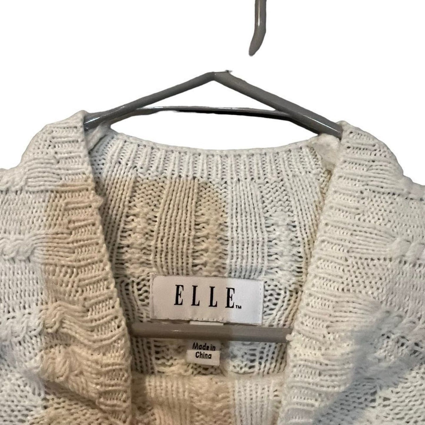 Elle Cable Knit White Sweater Size Large