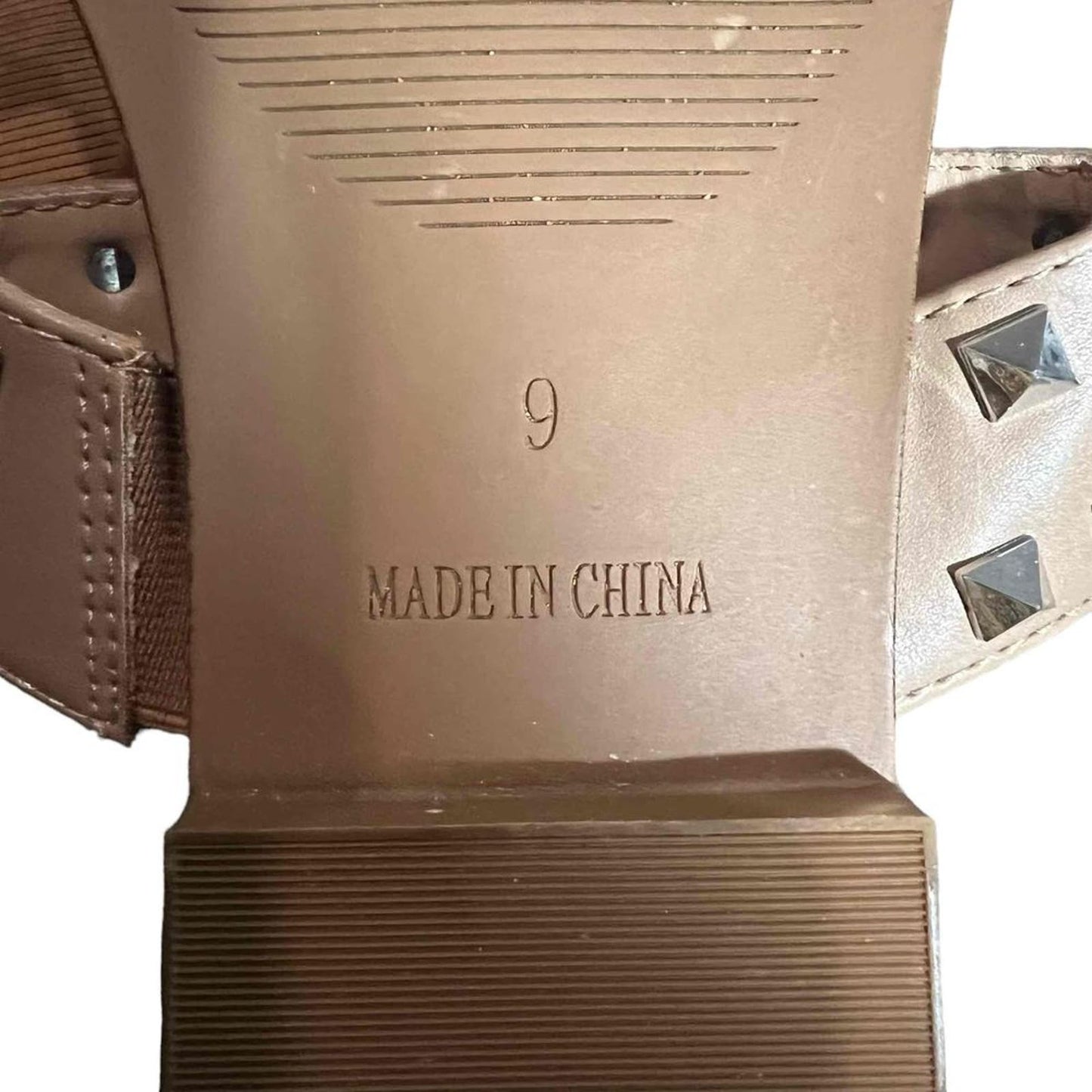 Steve Madden Skyler Tan/Beige Studded Design Slide Sandals Size US 9