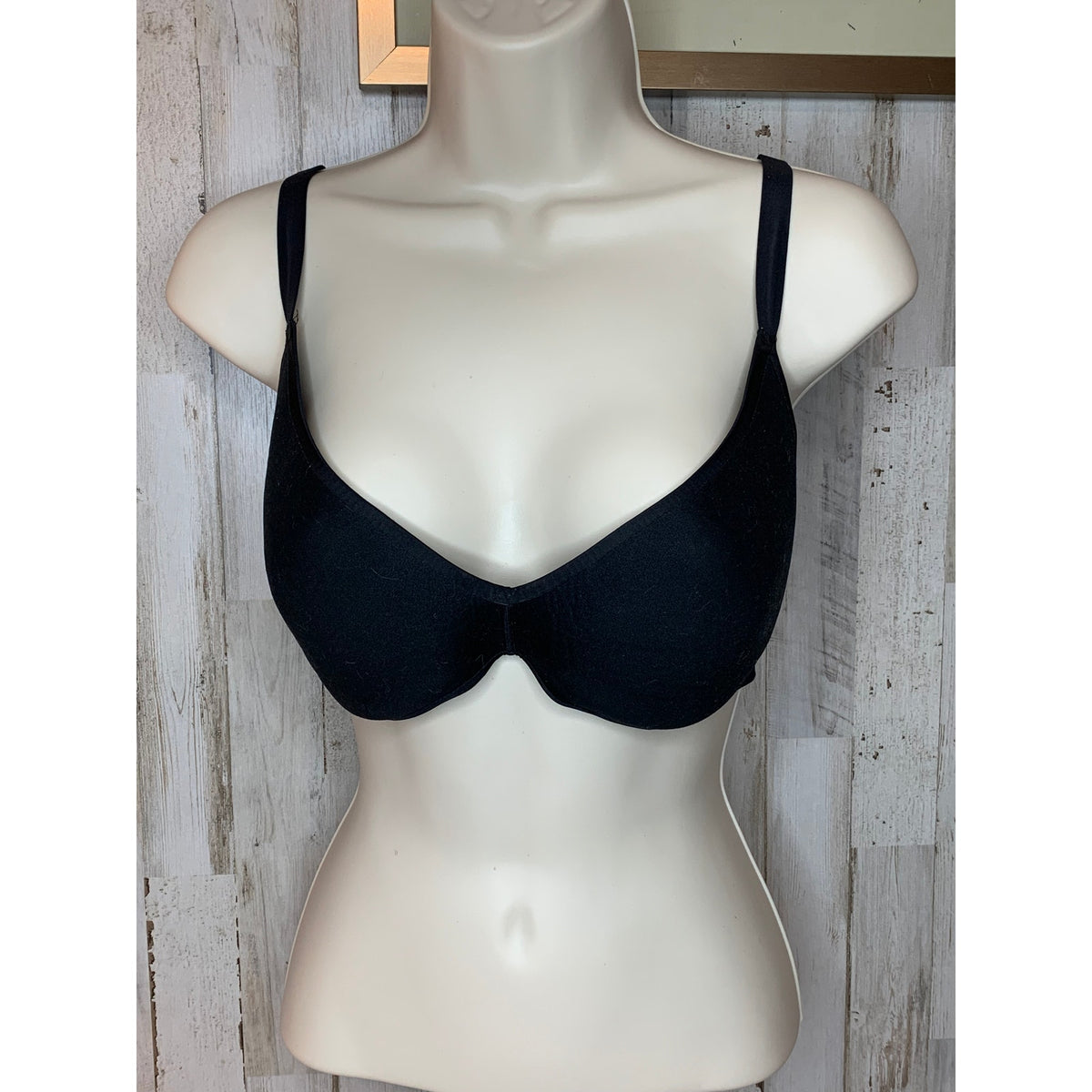 SKIMS Wireless Bra Womens 38C Black Lightly Padded Full Coverage