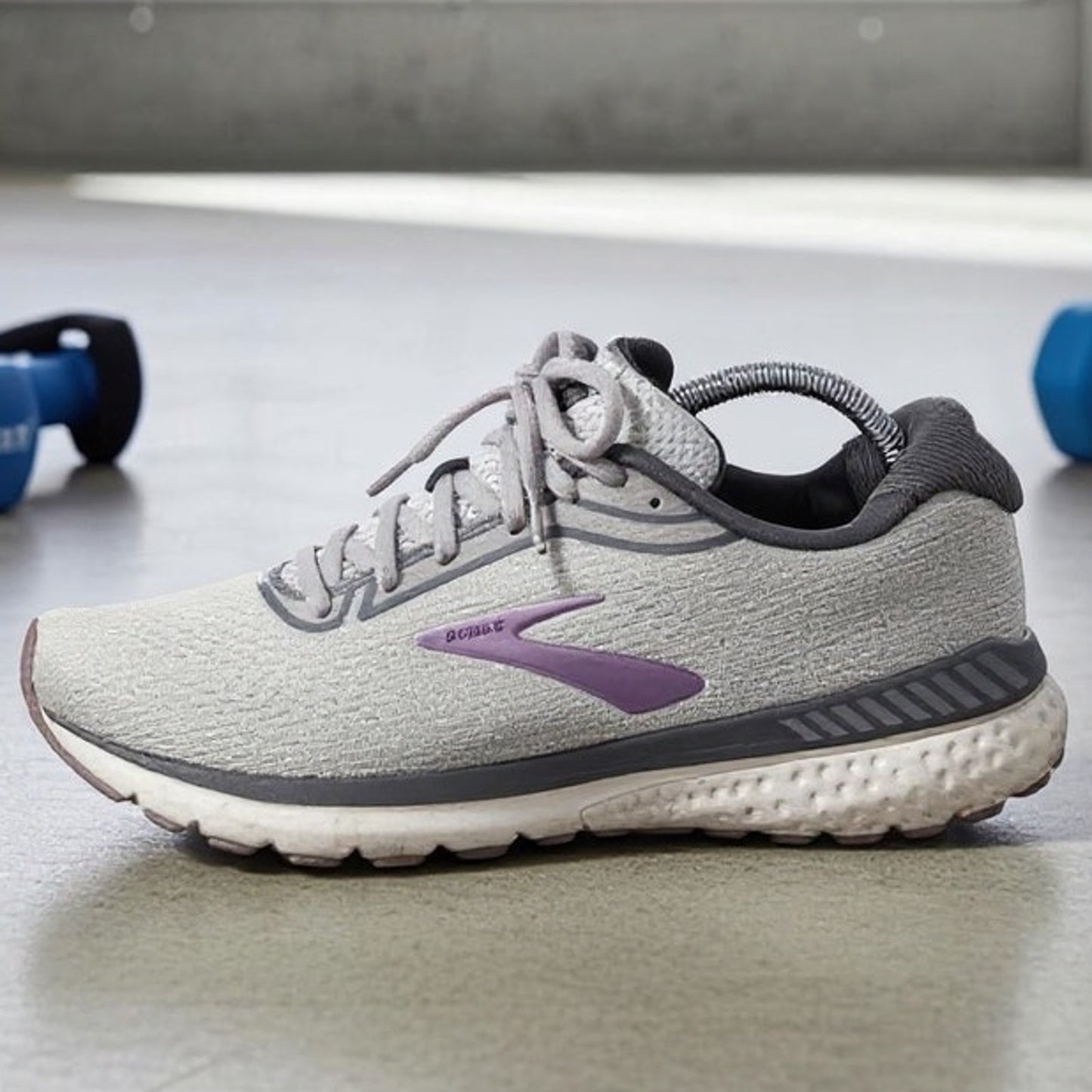 Brooks Adrenaline GTS 20 Women's 11.5 Running Shoes Gray Purple Support
