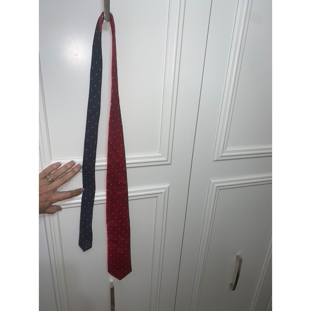 Tommy Hilfiger Men's Red Polka Dot Silk Tie Classic Length