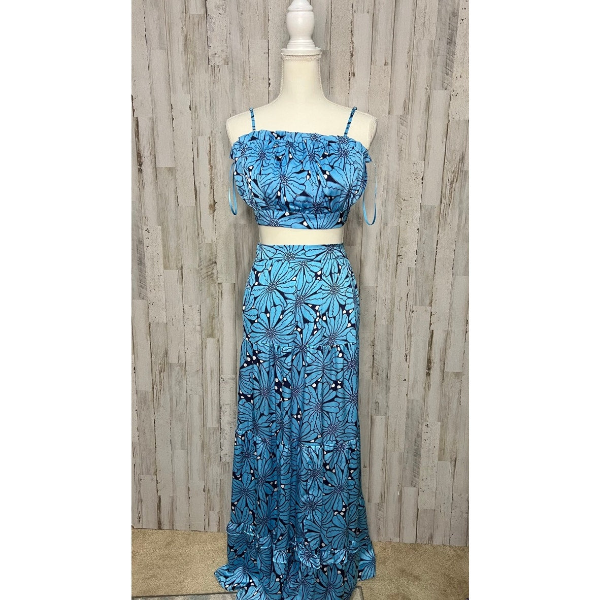 NWT Fashion Nova Women's Small Blue Floral Satin Cami Top & Maxi Skirt Set