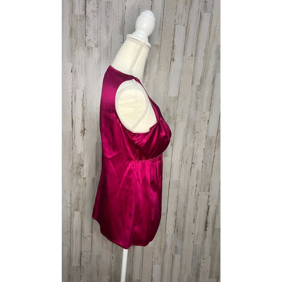 Talbots Petites Women's Magenta Silk Tank Top Size 6 Vintage Sleeveless