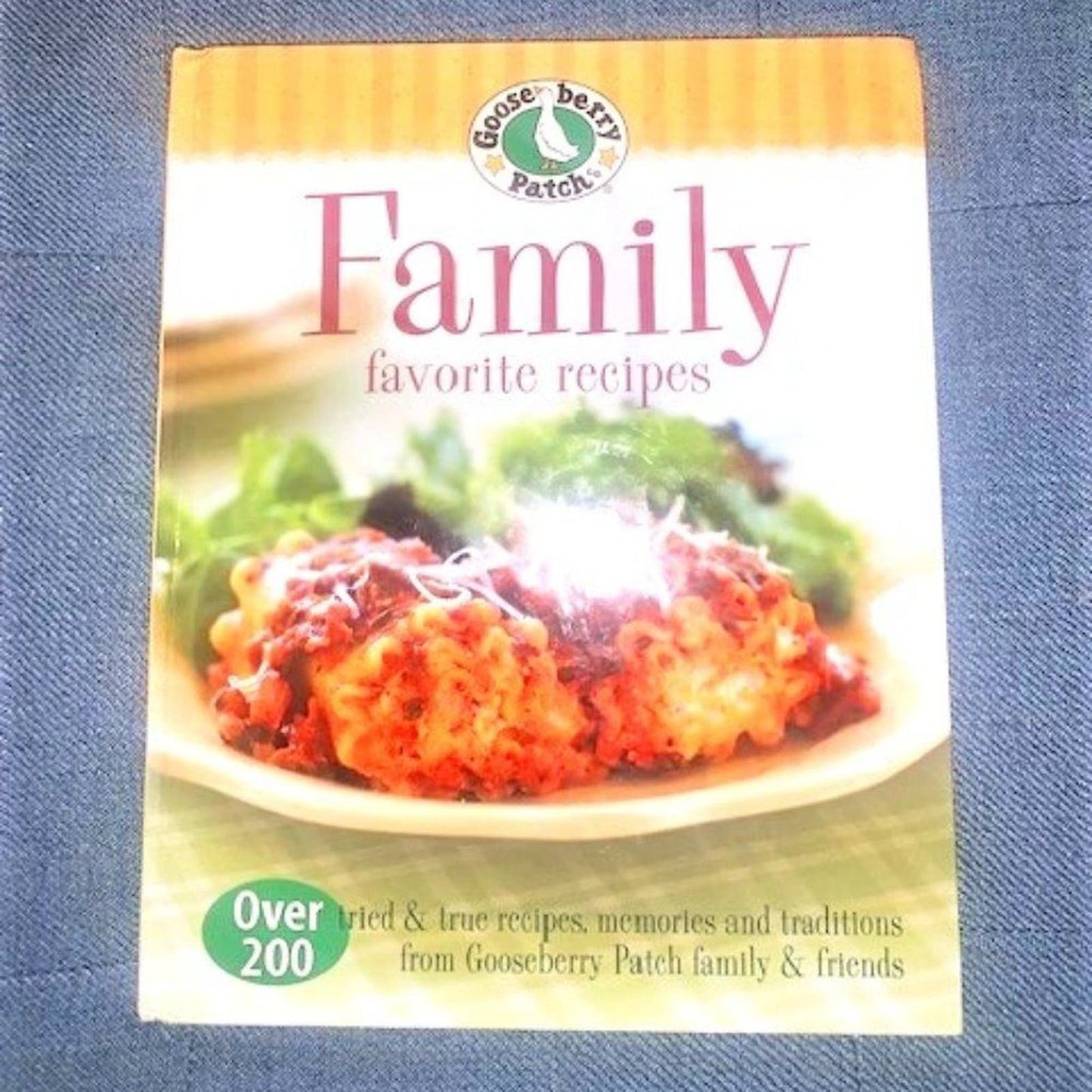 Family Favorite Recipes cookbook 